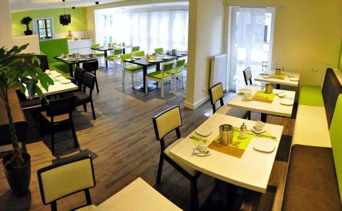 Amiga Hotel Muenchen Messe Ngoại thất bức ảnh