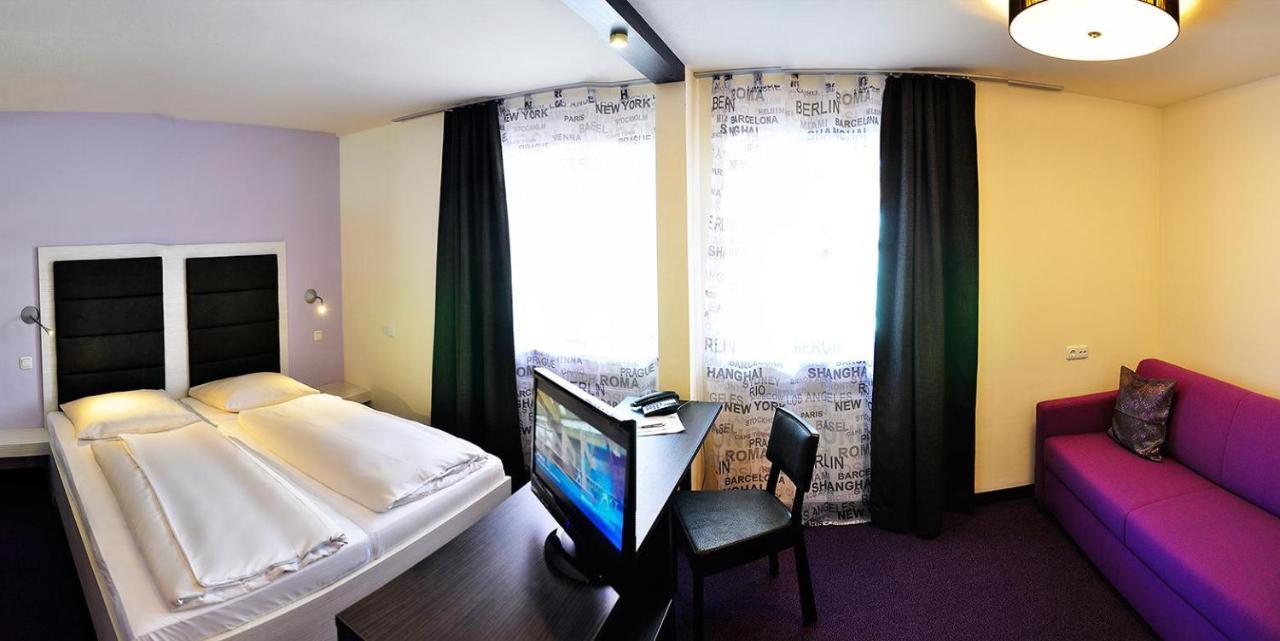 Amiga Hotel Muenchen Messe Ngoại thất bức ảnh