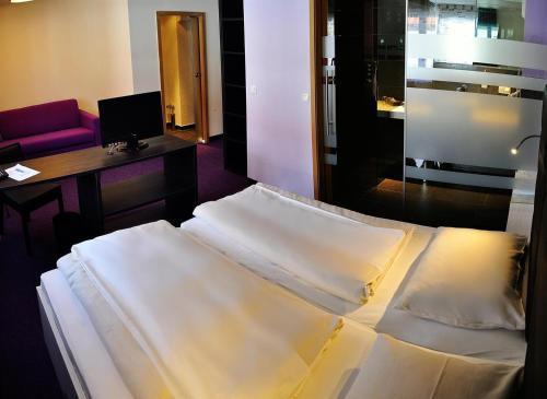 Amiga Hotel Muenchen Messe Ngoại thất bức ảnh